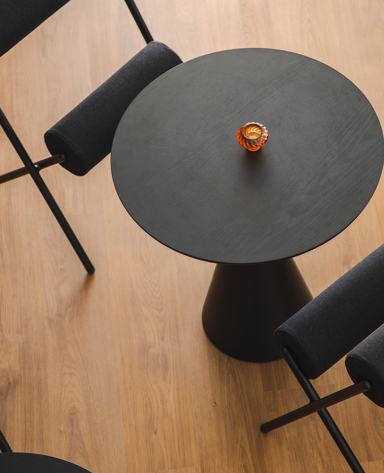 sancal_shop_Pion_Fresno_Mesa_D68X74_Negro_03